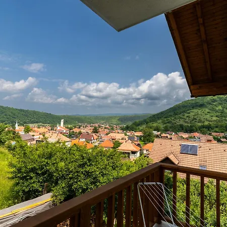 B&B Patakparti 4 *
